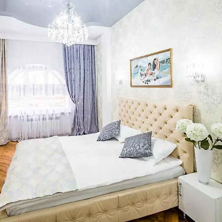 Designer Apartment Зі Світлом! إلفيف المظهر الخارجي الصورة