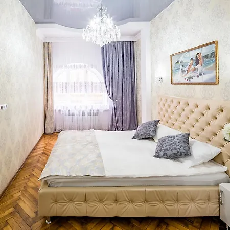 Designer Apartment Зі Світлом! إلفيف المظهر الخارجي الصورة